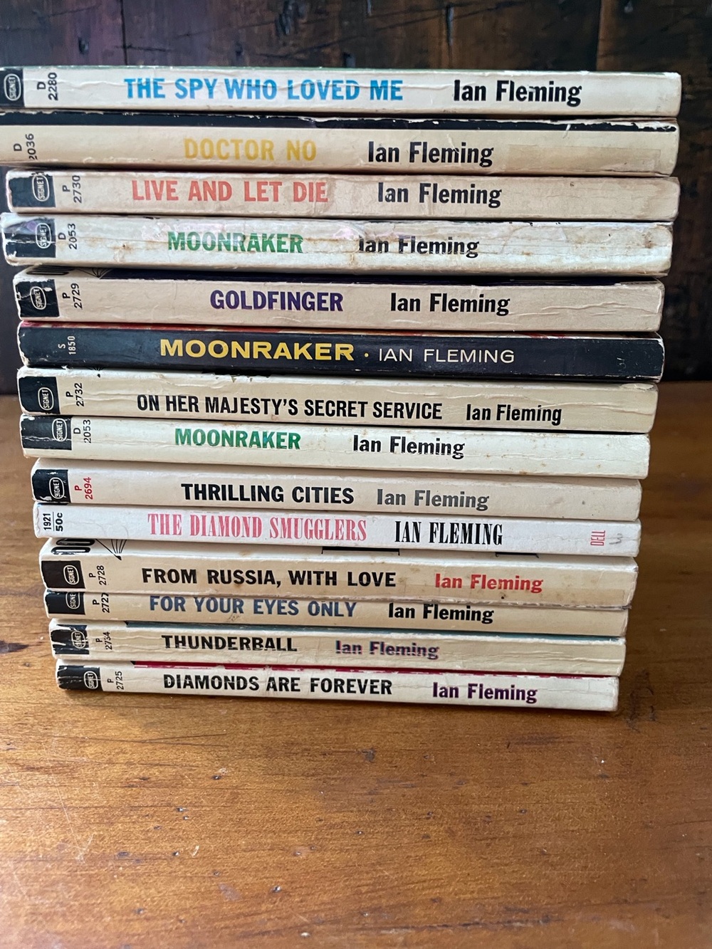 Lot 14 Vintage Ian Fleming James Bond Signet Paperbacks Goldfinger Moonraker